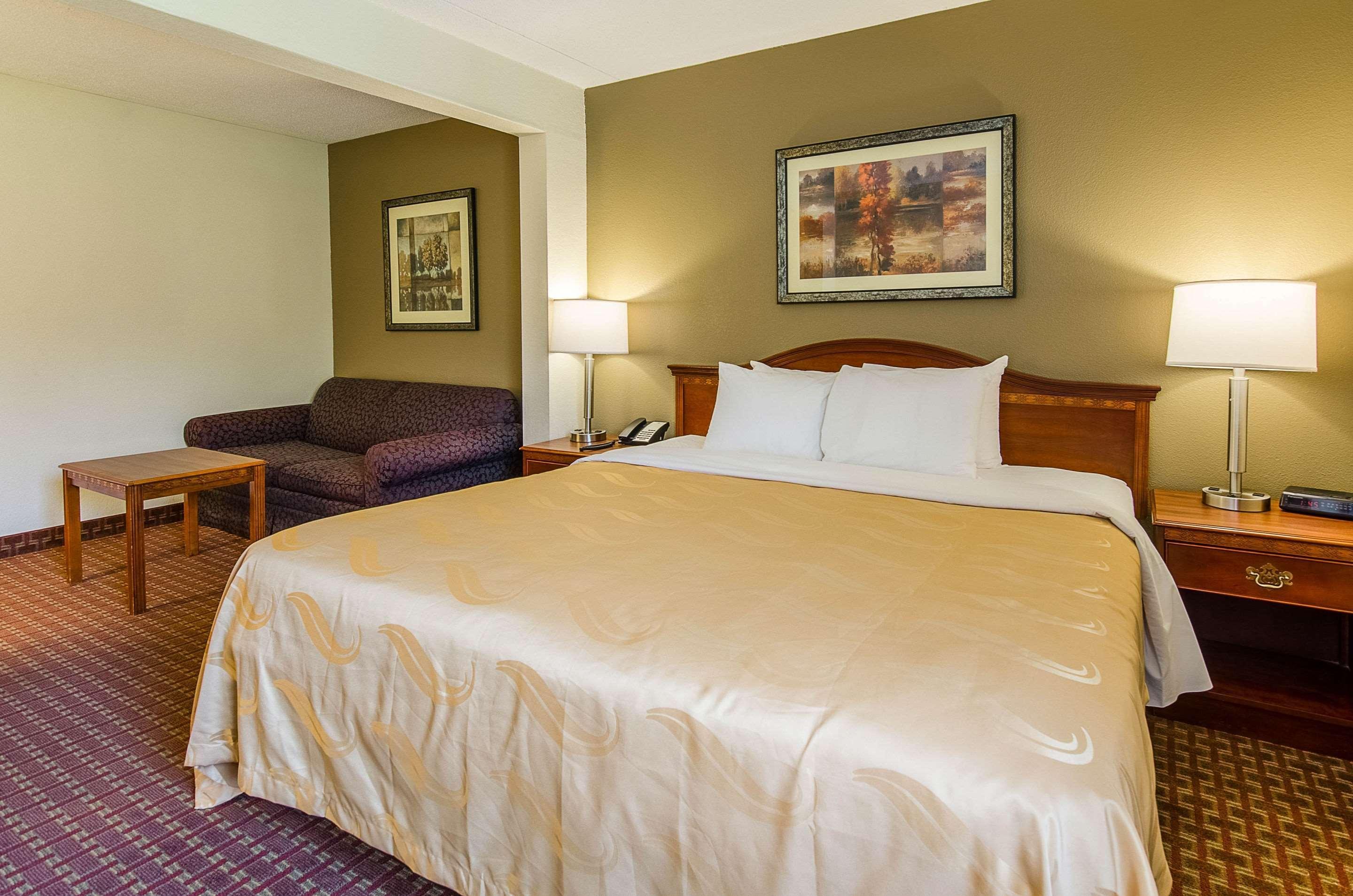 Quality Inn & Suites Lexington Near I-64 And I-81 Timber Ridge Eksteriør billede