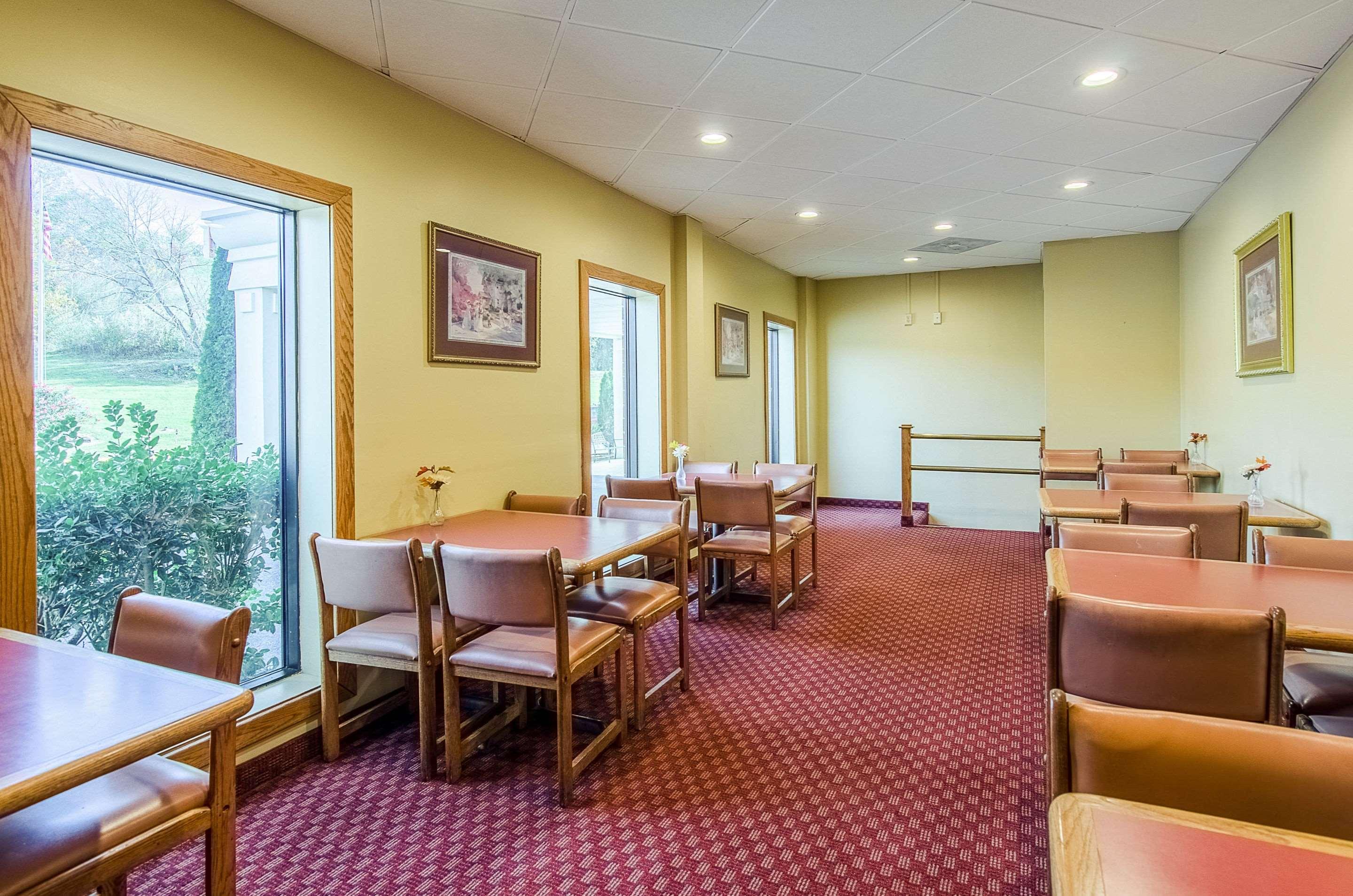 Quality Inn & Suites Lexington Near I-64 And I-81 Timber Ridge Eksteriør billede